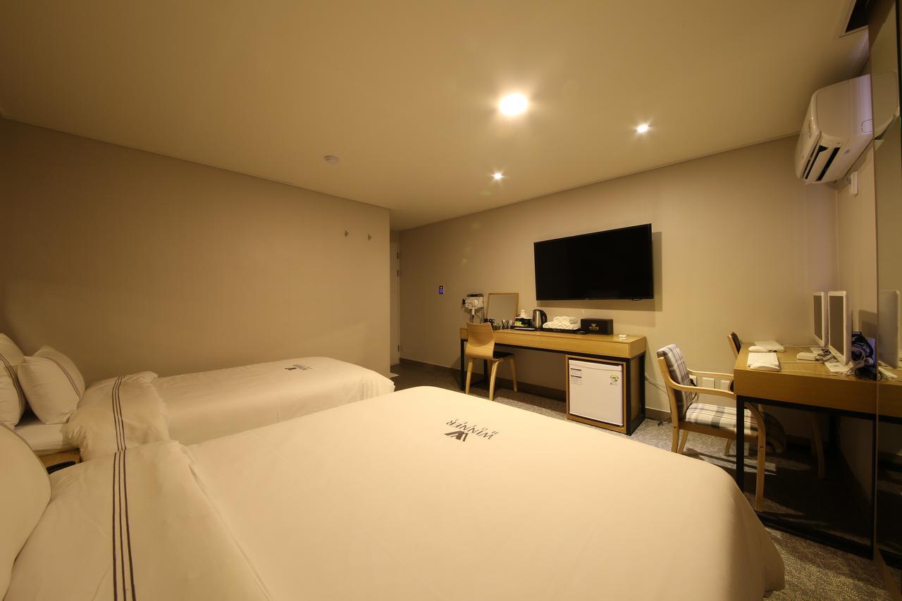 Winner Hotel Jeonju Exterior foto